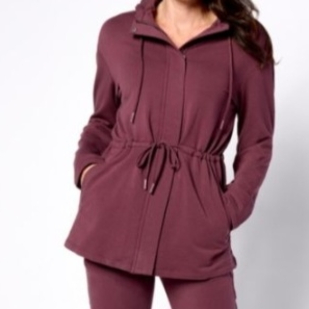Barefoot Dreams Women's Jacket in Plum